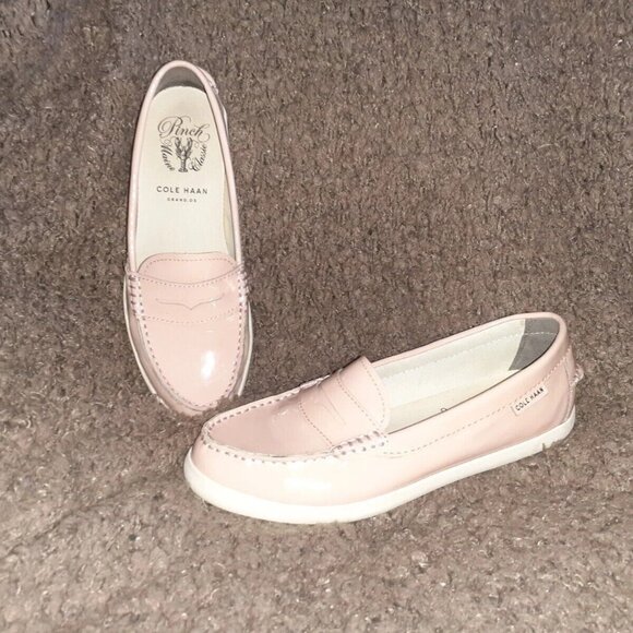 COLE HAAN-Grand OS-Pinch Penny Loafer-Blush/Pink Patent Leather-Sz 6.5-Excellent - Picture 1 of 7